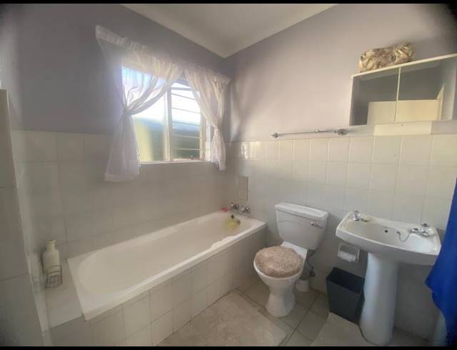 2 BEDROOM TOWNHOUSE FOR SALE IN WOODMEAD